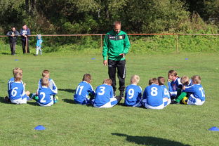 九游体育官网入口-女子接力赛战术得当拔头筹，女子接力赛逆袭  第2张